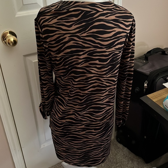 Size Small, Spandex and Poly Animal Print Cuteness - Picture 2 of 3